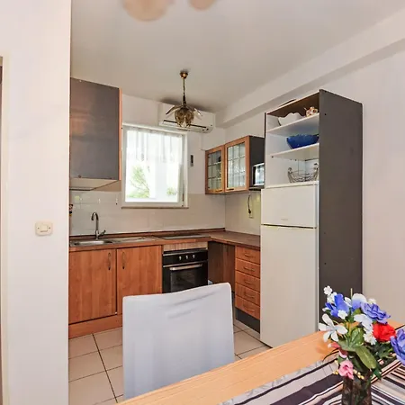 Jako-7 By Interhome Apartamento *
