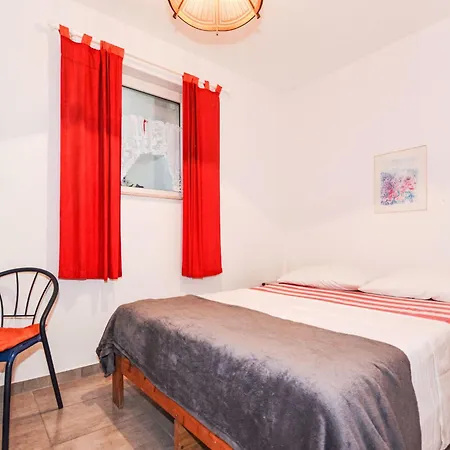 Apartamento Jako-7 By Interhome