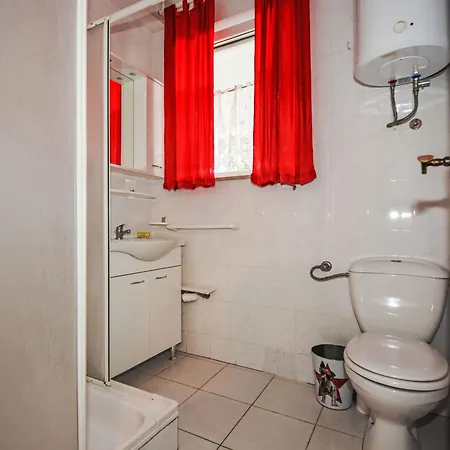 Apartamento Jako-7 By Interhome Slatine